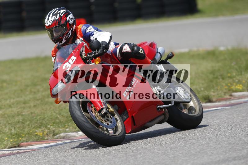 /27 12.06.2025 Ducati Schweiz Trackday Warmup  ADR/blau-bleu/38